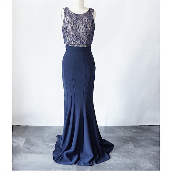 Betsy & Adam Dresses & Skirts - Betsy & Adam Lace Mermaid Dress